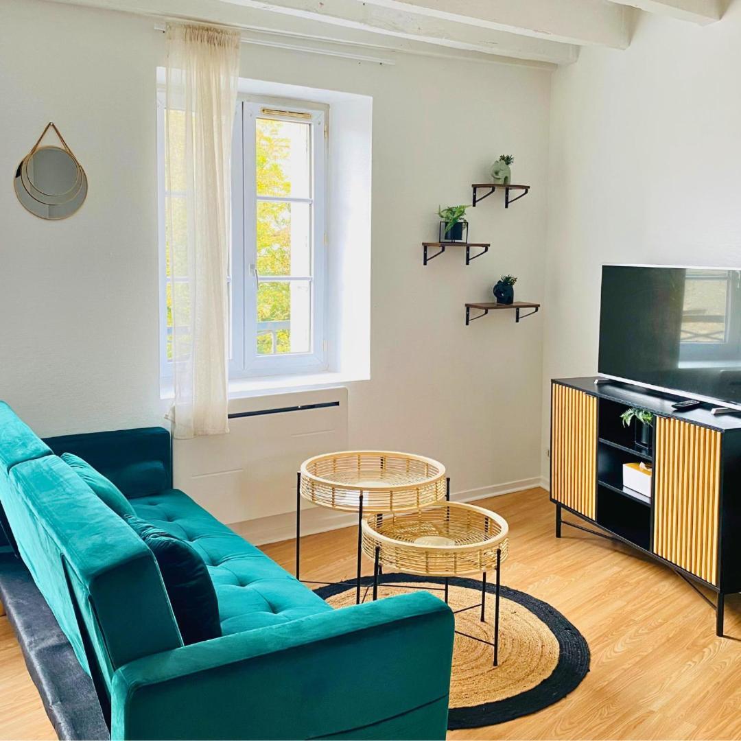 Charmant Studio A Etampes Apartment Exterior photo